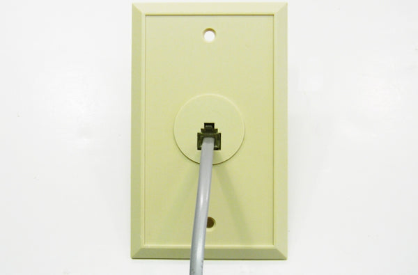 Datcom Realm RJ12 (6P6C) ivory screw terminal faceplate