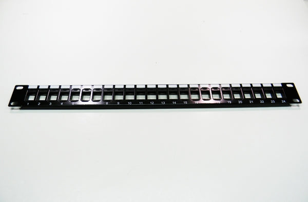 Datcom Realm unloaded 24-port patch panel
