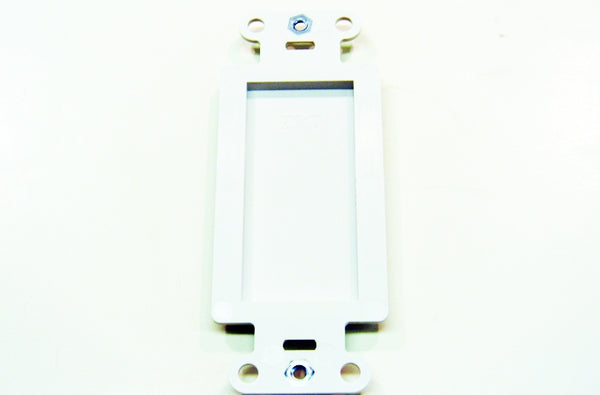 Ortronics WP3410-WH On-Q decorator blank single gang frame white
