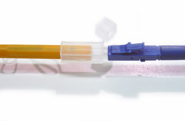 Datcom Realm Cle-Pen one click cleaner for LC 1.25mm ferrules.