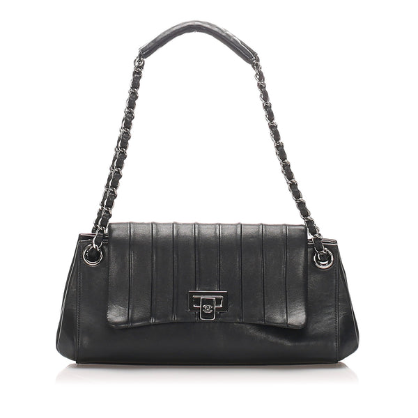 Reissue Lambskin Leather Shoulder Bag